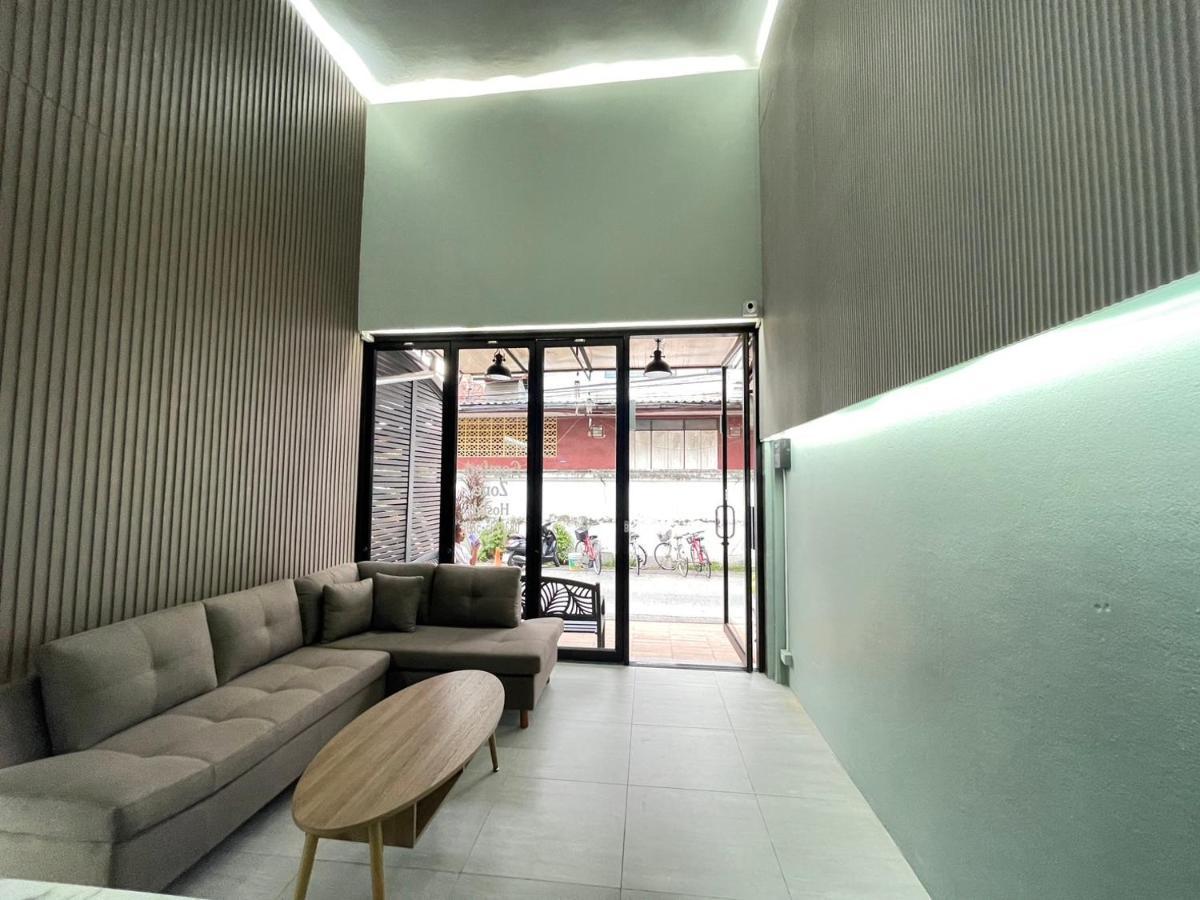Comfort Zone Hostel @ Tha Pae Chiang Mai Esterno foto